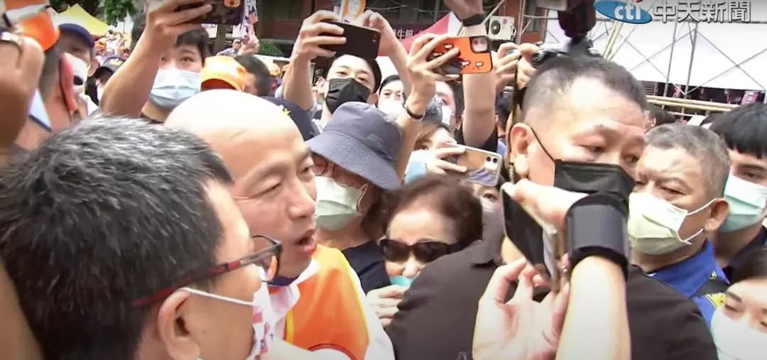 吳子嘉表示興達電廠爆炸，2026高雄市長選舉，恐重演韓國瑜當年「5000天坑」事件（攝自中天新聞）