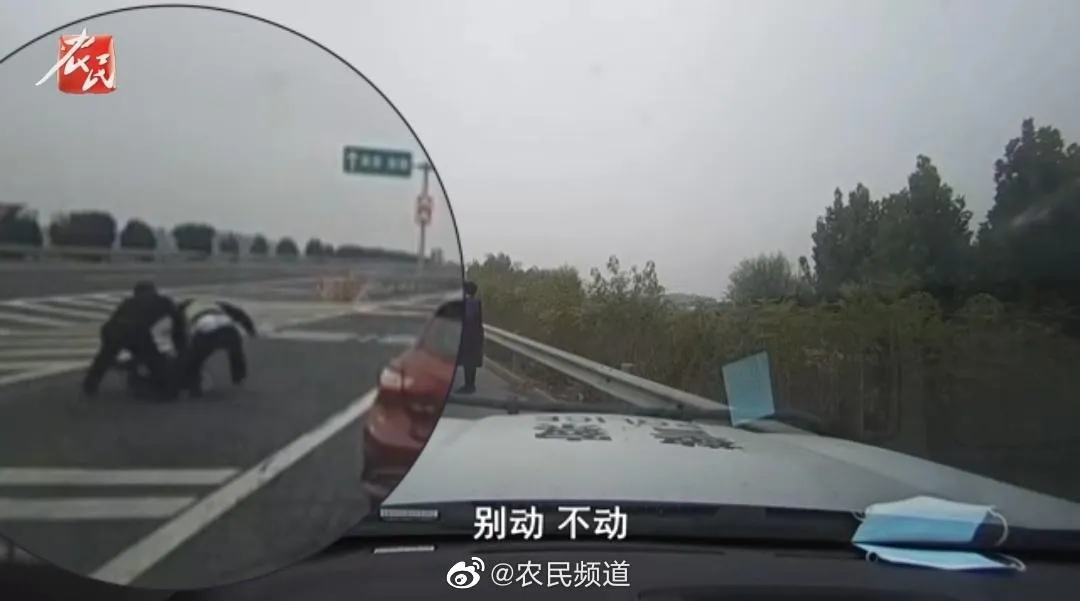 招手2.jpg