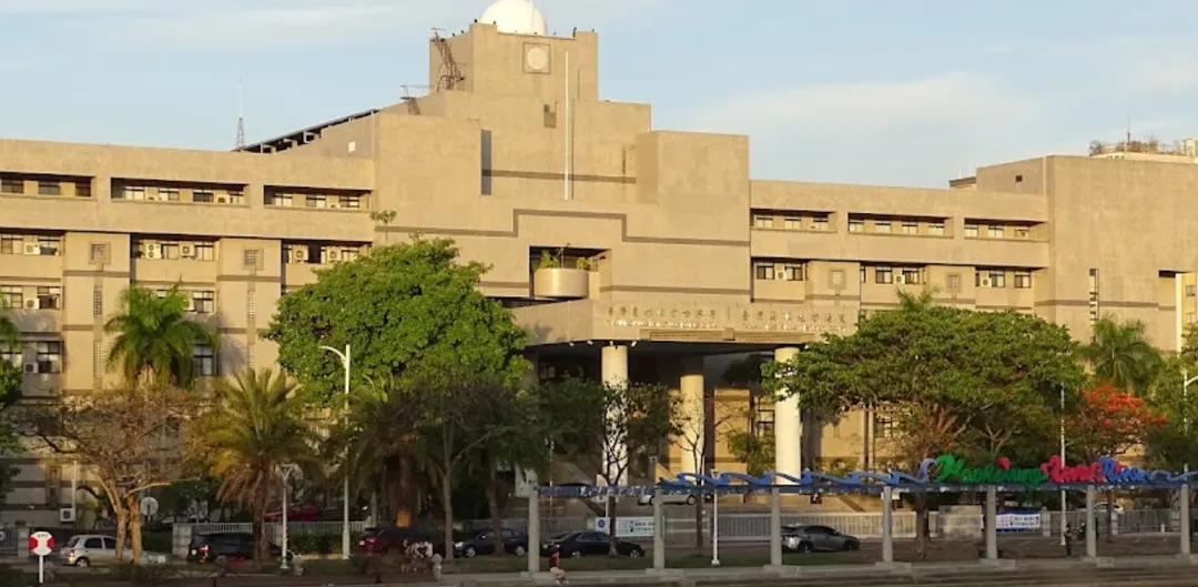 高雄市前年發生惡鄰砍殺夫妻案，高雄地院於今日下午4點宣判，兇嫌吳龍滿依殺人罪判處死刑，褫奪公權終身。（示意圖/中天新聞資料照）