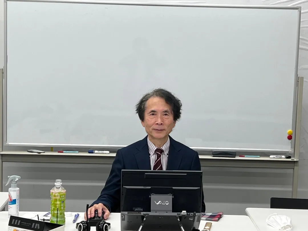 日本學者小笠原欣幸預測柯文哲恐在年底遭起訴,未來「還我清白」可能會成為柯文哲的政治口號。(圖/小笠原欣幸臉書)