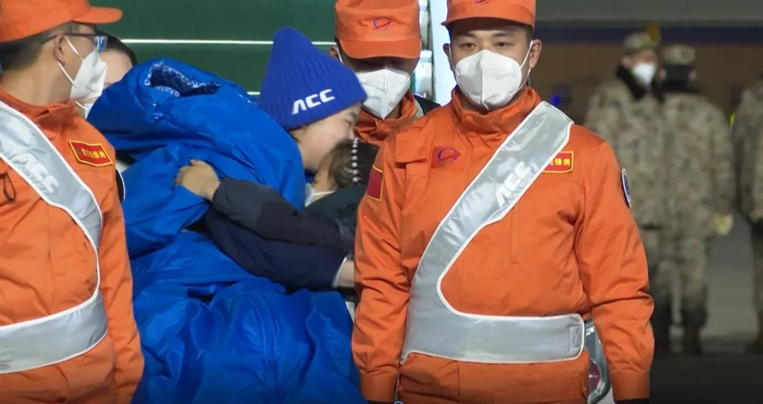 神14抵京2.jpg