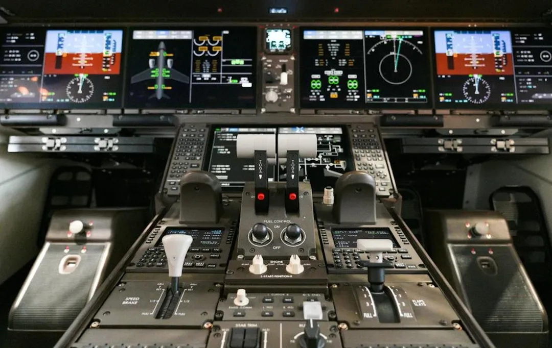 C919_澎湃2.jpg