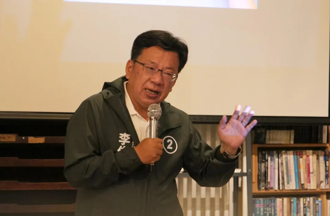 監察院秘書長李俊俋爆發「公務車私用」的爭議。（圖／翻攝自李俊俋臉書）