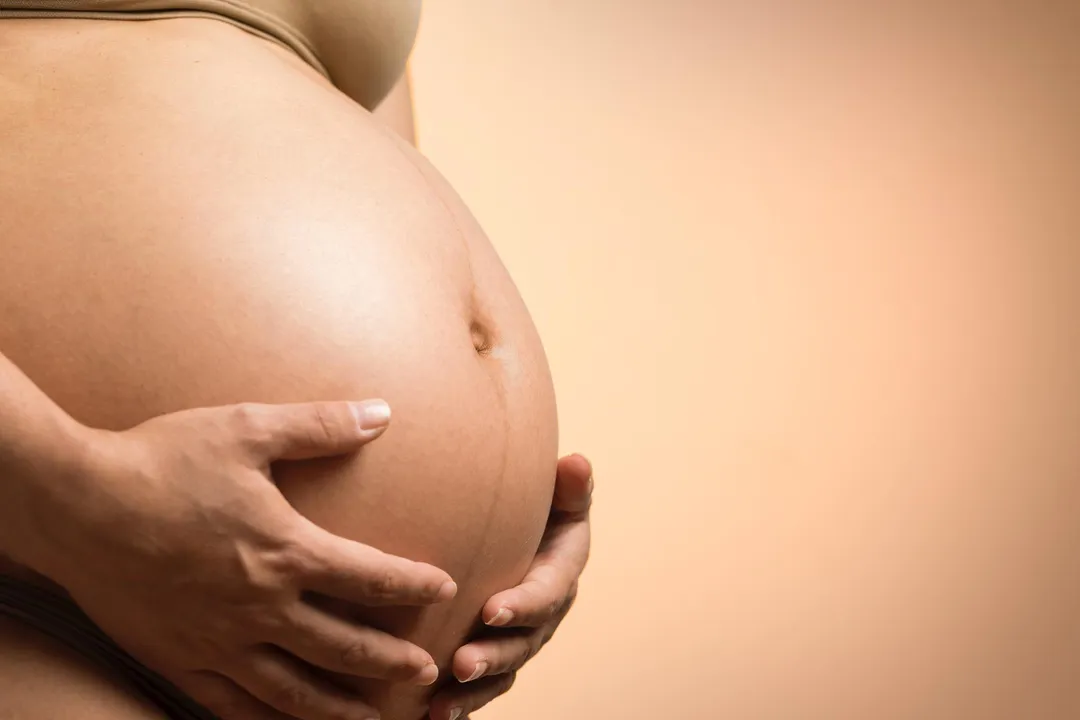 一名大陸女公務員自稱懷孕「擺爛」2個月不必上班。（示意圖／Pexels）