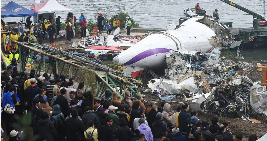 施鳳嬌在空難中身受重傷,治療一年多後才得以出院,但空難陰影至今仍難以擺脫。(圖/趙世勳攝)