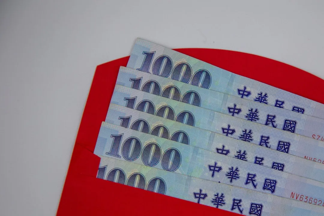 彰化縣有鄉鎮預計在5月份發放振興經濟紓困金每人6000元。（示意圖／pexels）