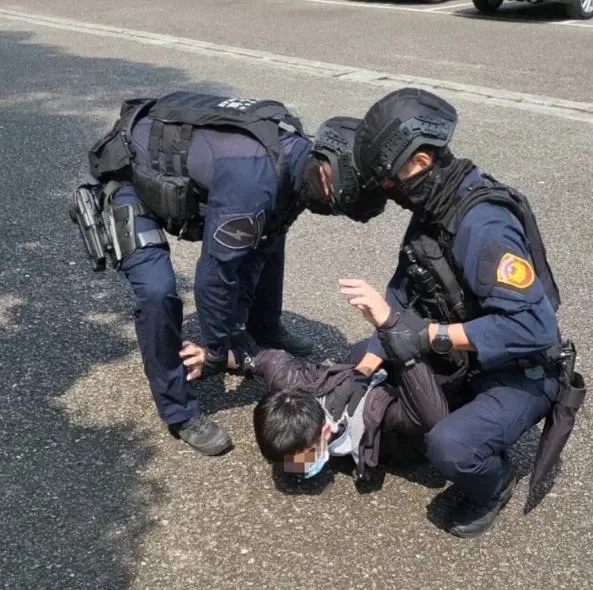 警方逮捕台版柬埔寨幕後首腦「藍道」杜承哲。（圖／資料畫面）