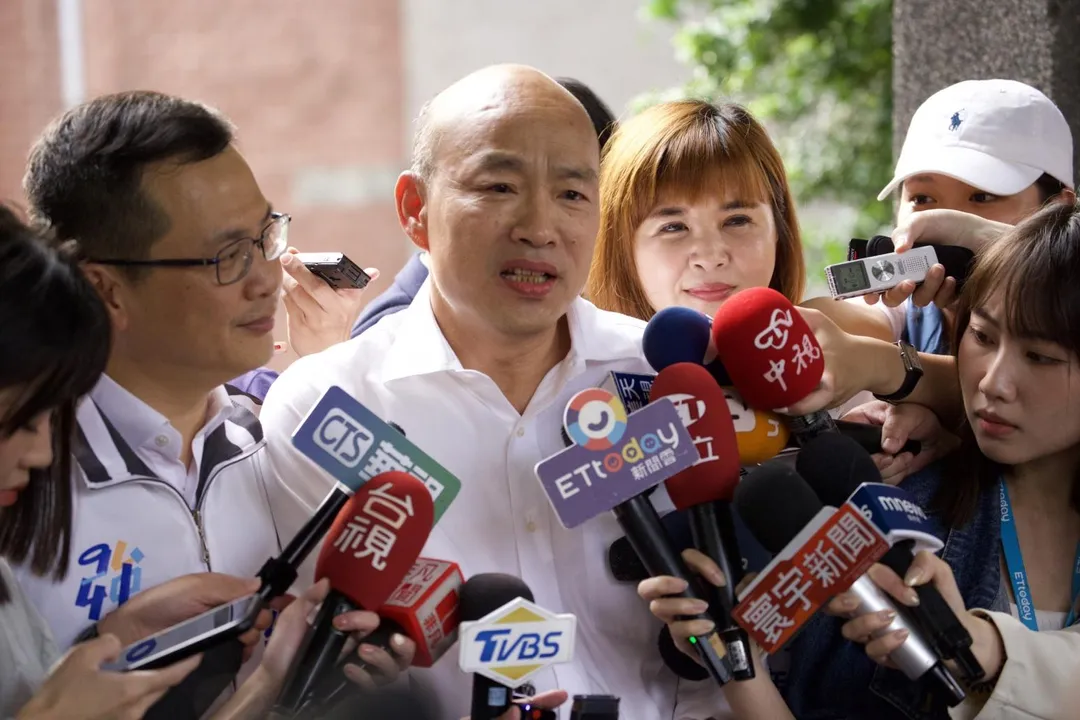 20230504韓國瑜羅智強.jpg
