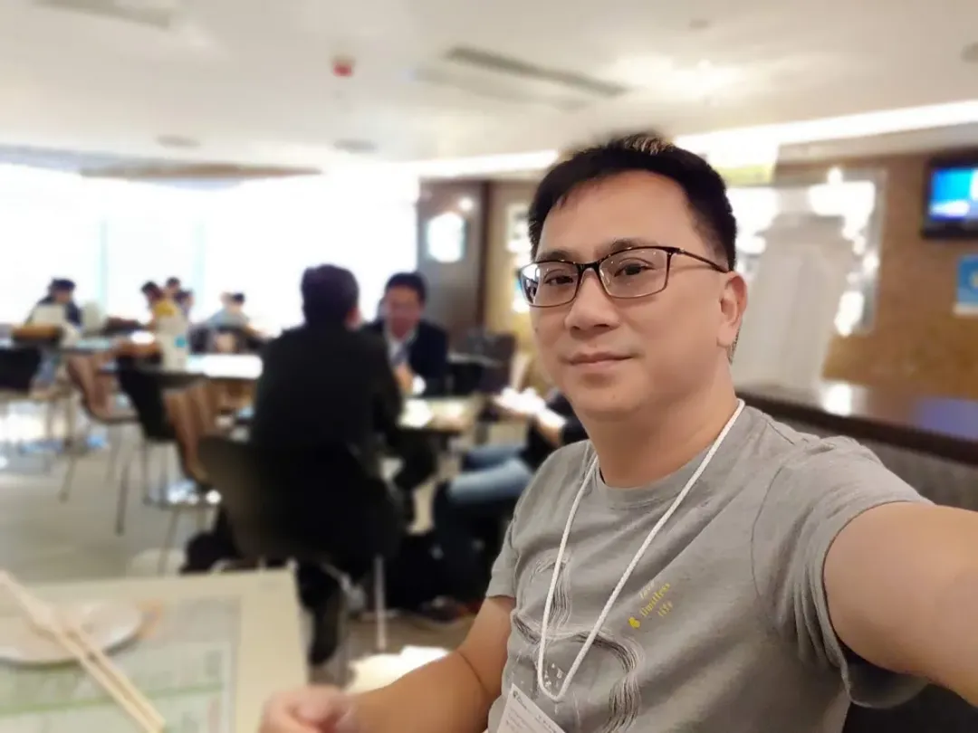 陳延昶29日赴北檢提告，要求柯文哲說明清楚2億美金副手疑雲。（圖／翻攝陳延昶臉書）