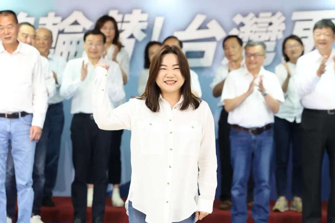 馬文君說,她會繼續認真的為鄉親打拚,爭取更多好的交通建設。(國民黨提供)