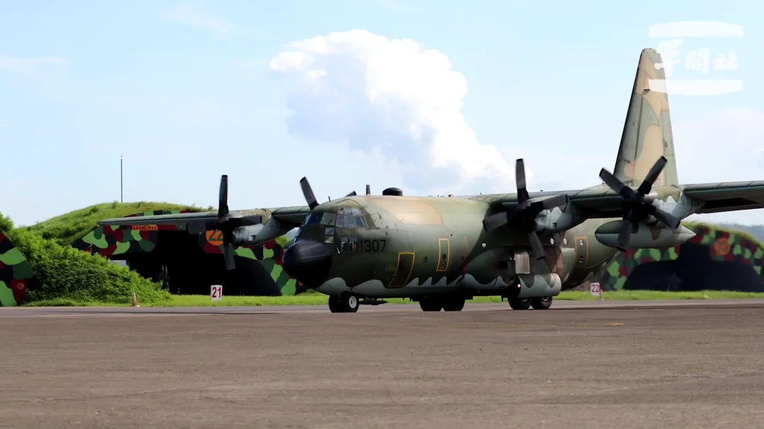 空軍C-130運輸機。(圖/軍聞社)