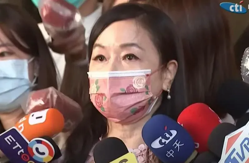 對於農業部提告黑綠臭蛋發文者,周玉蔻認為此舉不宜。(圖/中天新聞)