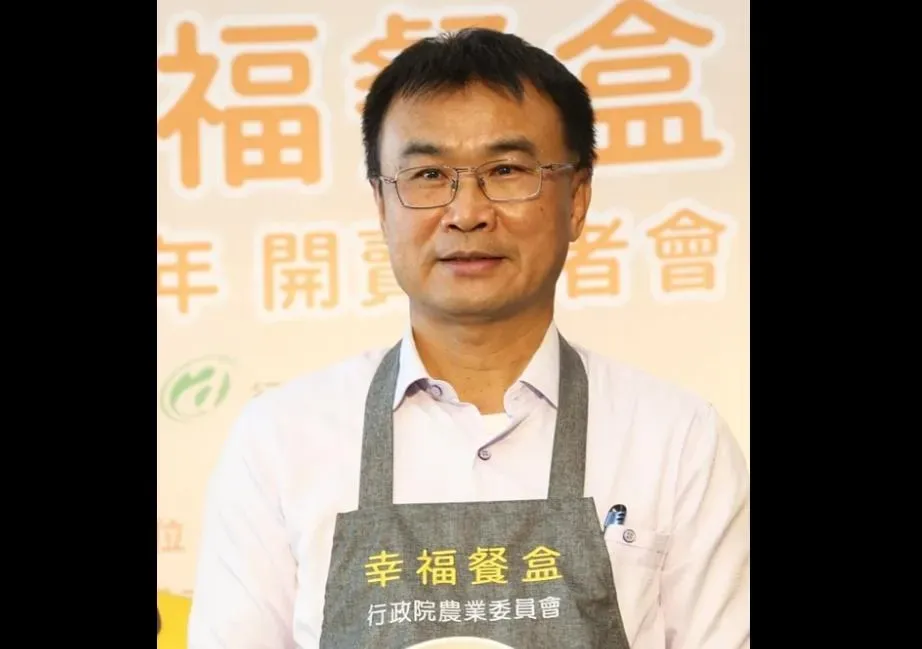 陳吉仲16日召開記者會,報告專案進口1億4531萬顆蛋中,有5402萬顆要銷毀做肥料。(圖/翻攝陳吉仲臉書)