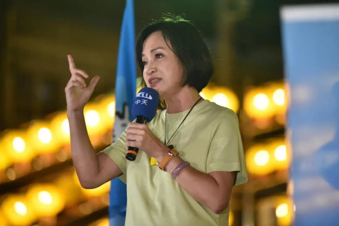 柯志恩表示會在立院等大家一起來當同事。(圖/翻攝自柯志恩臉書)