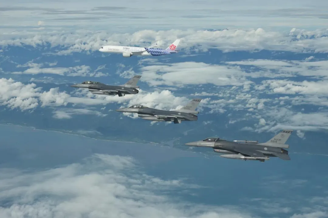 空軍F-16V戰機。(圖/中天新聞)