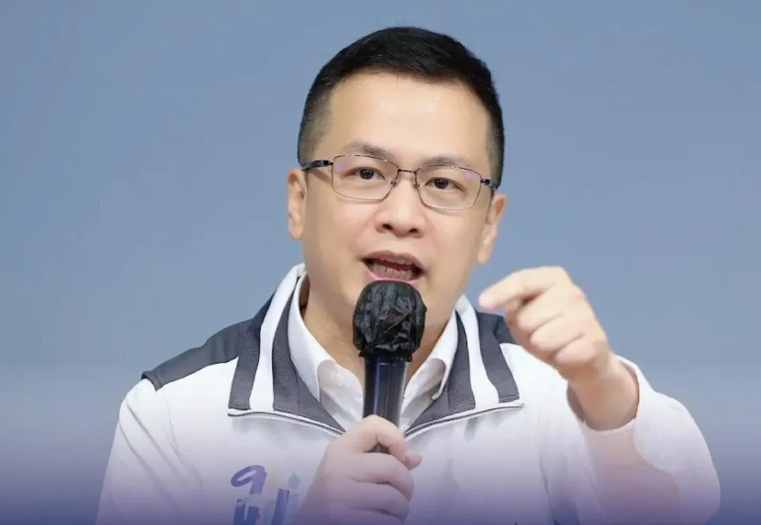國民黨總統參選人羅智強。(圖/翻攝羅智強臉書)