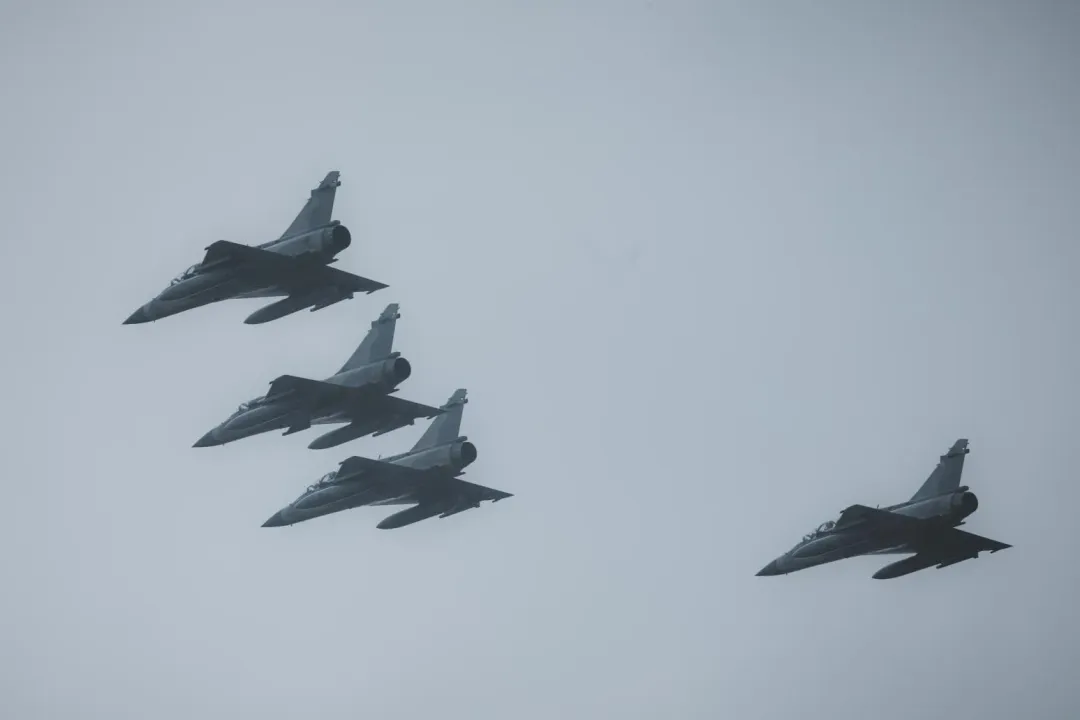 空軍幻象2000戰機衝場（軍聞社提供）