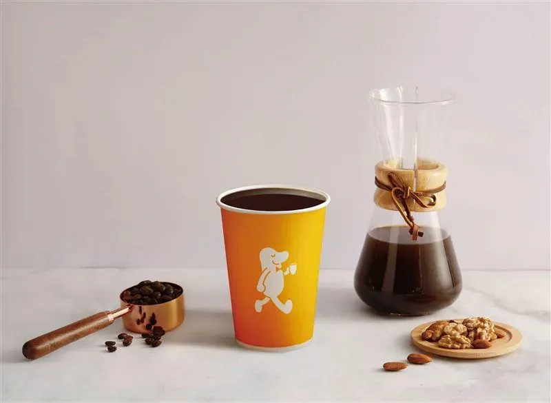 10月1日、2日活動期間下載cama café APP，就能獲得精品手沖咖啡大杯9折優惠。（圖／cama café提供）