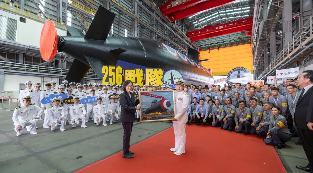 海鯤號採用X型艉舵設計。(圖/總統府)