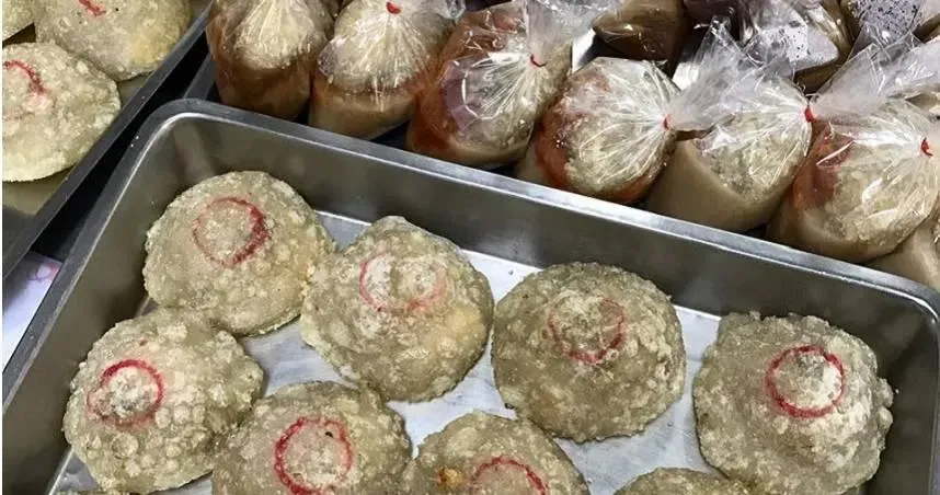 PTT鄉民表示,肉圓1顆破百元。(圖/翻攝北門口肉圓站前店臉書)