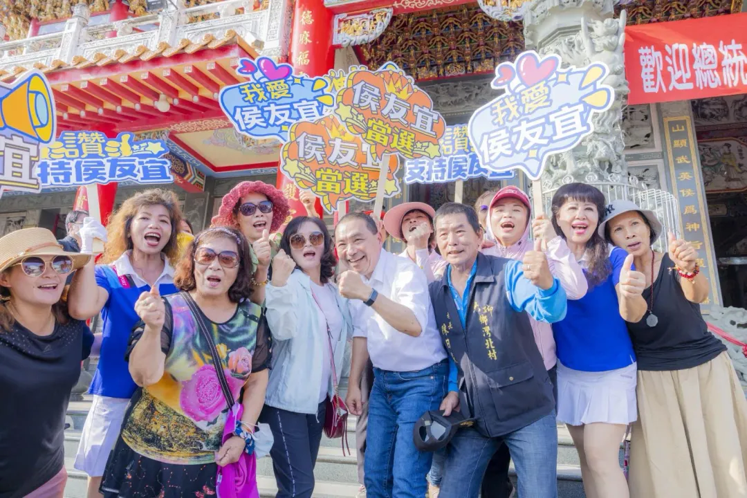 侯友宜回到故鄉嘉義。(圖/侯辦提供)