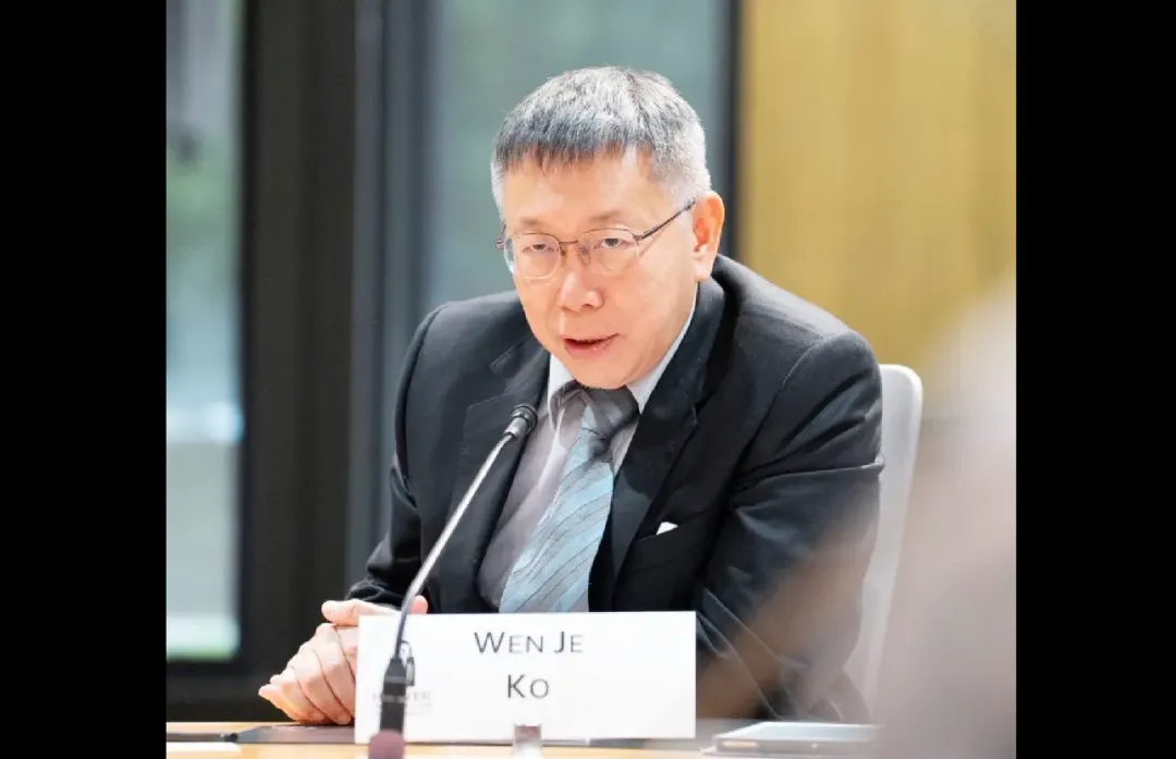 賴清德對柯文哲「板凳坐三分之一」的發言感到不滿。（圖／翻攝自柯文哲臉書）