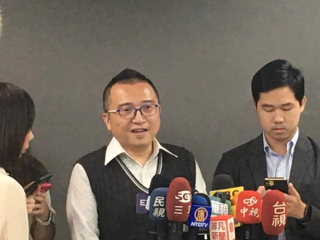 柯文哲競辦主任周榆修被爆出還具有民進黨籍身分。(圖/記者黃彥昇攝)