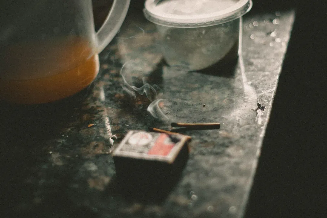 不抽菸的女性罹患肺癌增多,一部分是因為身邊友人二手菸的原因。(示意圖/資料庫)