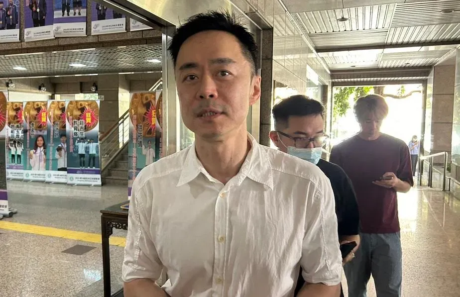 張承中透露有5名國手與籃協簽參賽協議。(圖/資料照片)