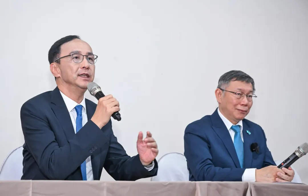 朱立倫˙(左)和柯文哲(右)日前展開藍白政黨協商。(圖/國民黨提供)