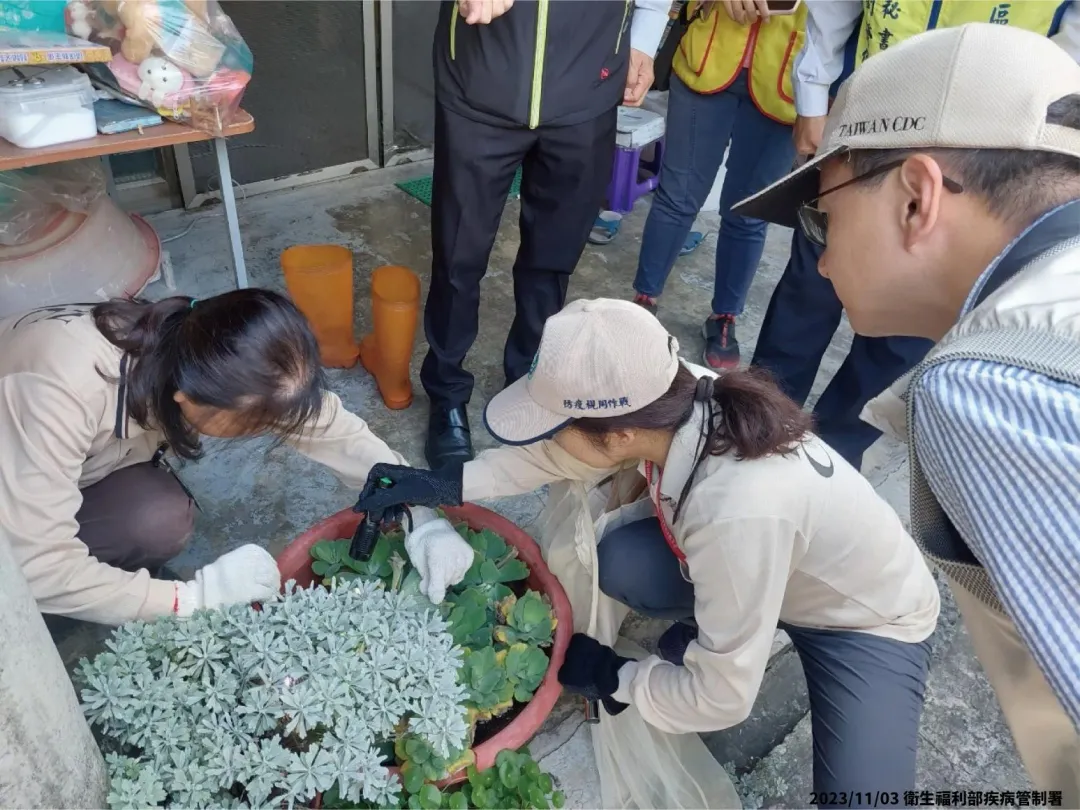 疾管署登革熱前進應變工作隊針對部分易積水處所提出改善建議。(圖/疾管署)