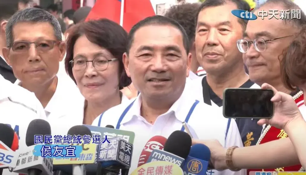 侯友宜表示，面對鴨霸的執政黨，下架民進黨、完成政黨輪替是當前大多數的民意。（圖/中天新聞）