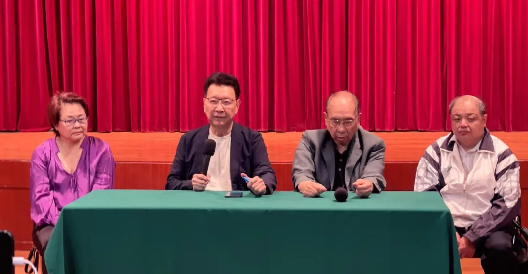 中廣董事長趙少康，今與學者共同召開記者會。(圖/中天新聞，李俊毅攝)