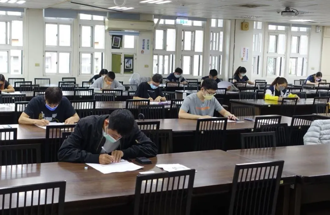 去年度筆試考試現場狀況。（圖／新北市地政局）
