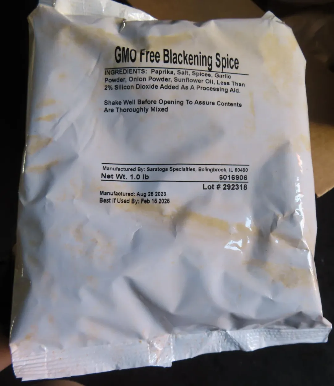 美國進口「紐奧良辣味調味包(259704 TGIF BLACKENING SPICE GMO FREE 20/1 LB (D))」檢出農藥殘留含量不符規定。（圖／食藥署）