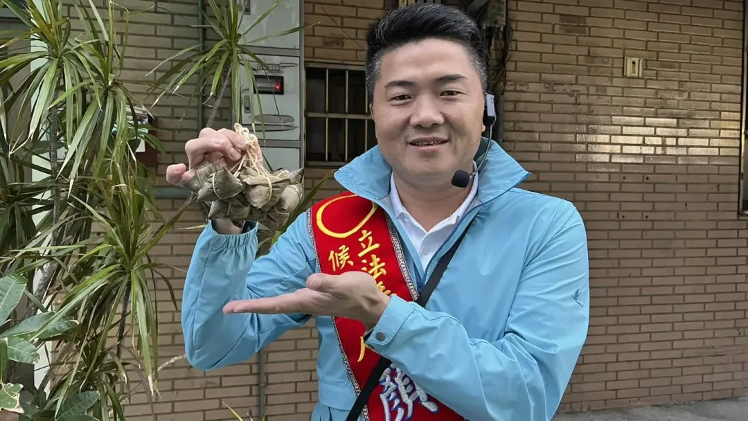 顏寬恒7日表示,他沒看林靜儀的直播,不過會回去找找國外留學的照片。(圖/翻攝顏寬恒臉書)