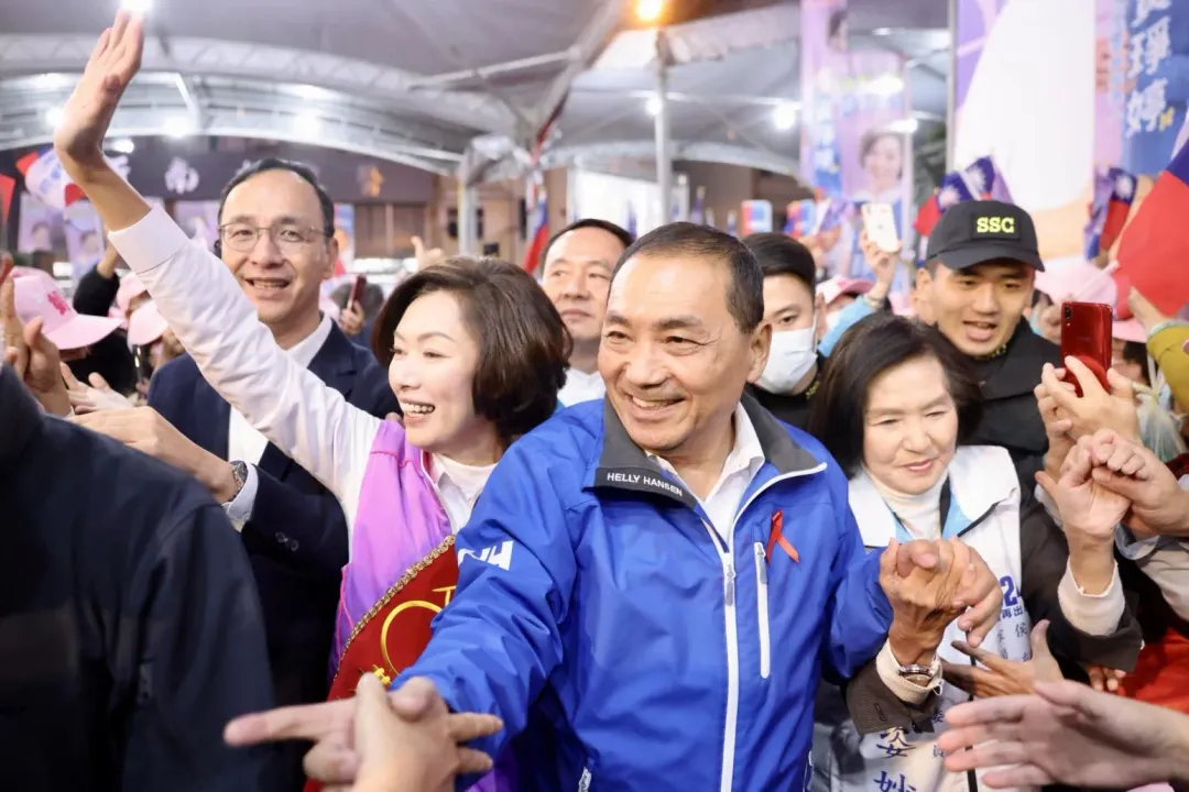 侯友宜3日再批民進黨貪腐掉滿地,蔡英文回嗆指控沒證據,不能接受要重啟特偵組。(圖,侯友宜/侯競辦提供)