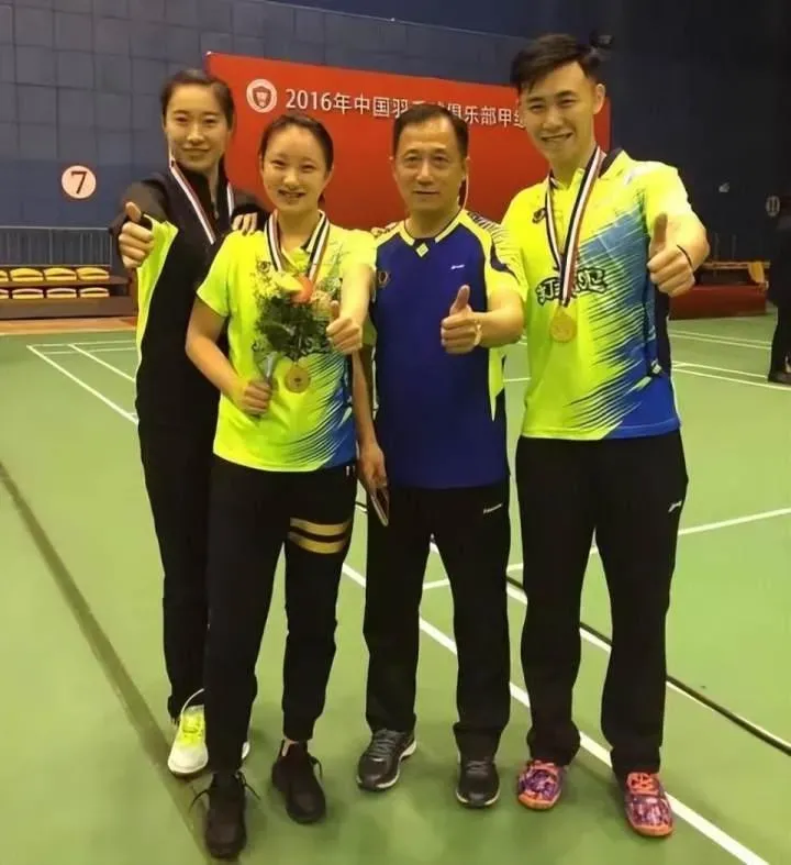 于小渝出身羽球世家, 父親及兩個妹妹也是羽球選手。（圖／翻攝百度）