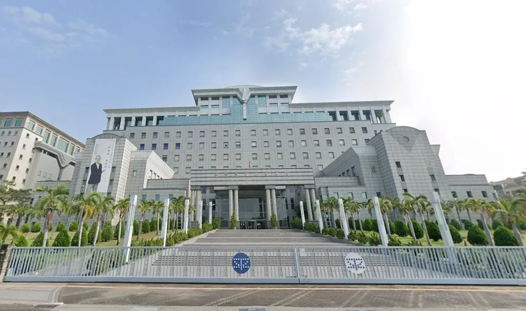 台南地院法官裁定詐團11人無保請回，引發檢警不滿。（圖/翻攝Google &nbsp;map ）