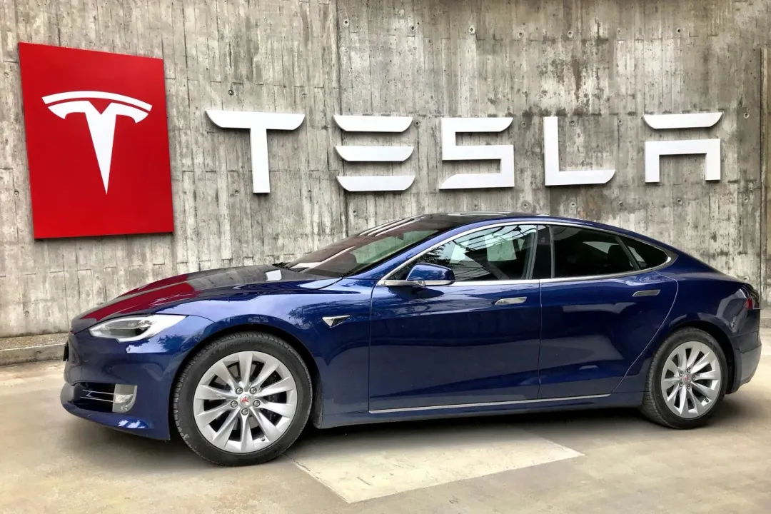 特斯拉2023年第4季銷量不敵比亞迪,丟全球電動車冠軍寶座。(圖/Unsplash)