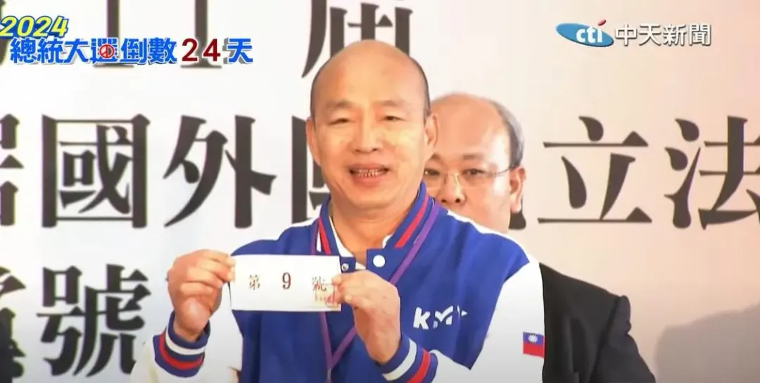 趙少康表示，是自己一直大力呼籲國民黨將韓國瑜明列不分區第一名。（圖／中天新聞）