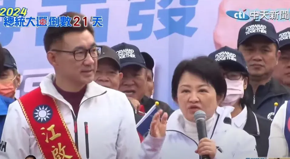 盧秀燕則細數江啟臣在中央為地方所爭取建設，呼籲選民繼續支持。（圖／中天新聞）