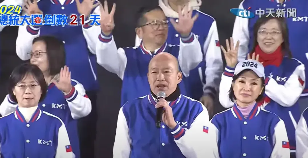 韓國瑜凱道挺侯康。（圖/中天新聞）