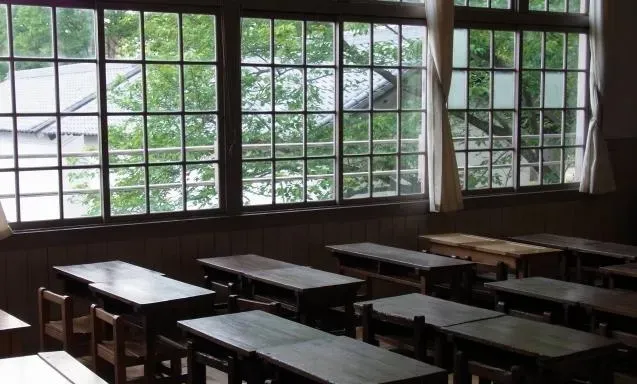 桃園市某國小傳出一名六年級學生帶刀上課又霸凌其他同學,引起師生恐慌。(示意圖/取自photoAC)