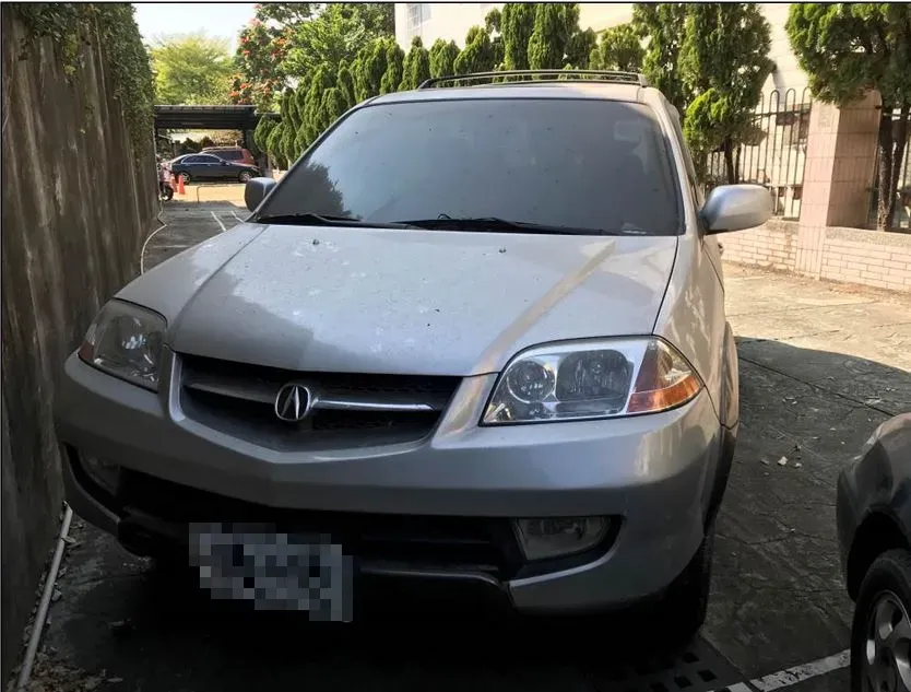 拍賣的動產還有1輛HONDA頂級車款ACURA。（圖／翻攝自法務部行政執行署官網）