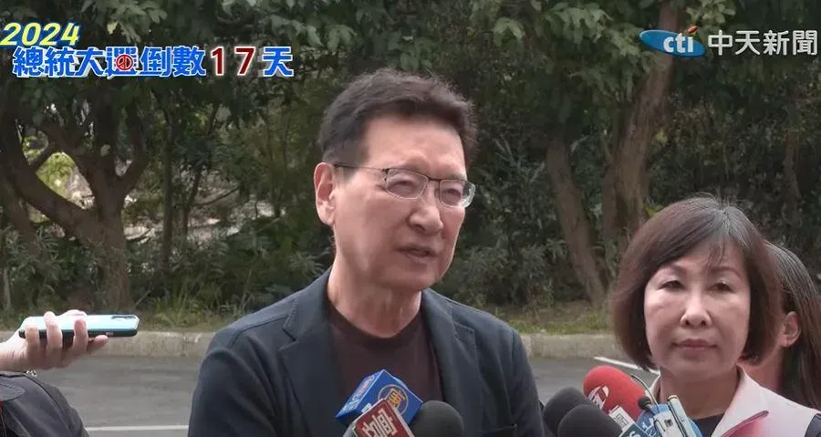 趙少康表示，他和義美總經理高志明是大學同學，今天特別來向他學習。（圖／中天新聞）