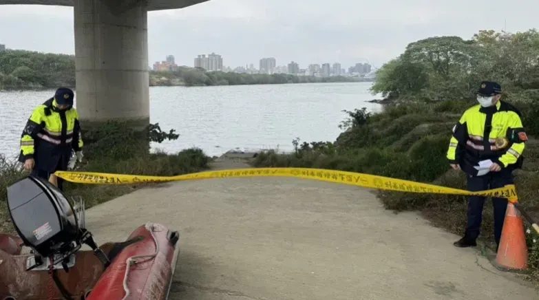 警方緊急拉起封鎖線。(圖/翻攝畫面)