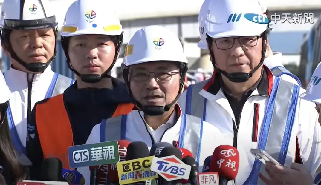 侯友宜14日向新北市民道歉,未來會對新北市政加倍奉還。(圖/中天新聞)
