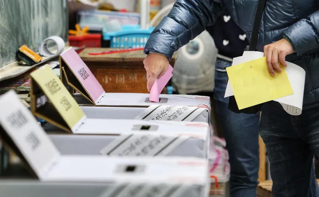 中選會證實,有少數投票所發生開票數字有誤情形,但不影響政黨席次。(圖/資料照)