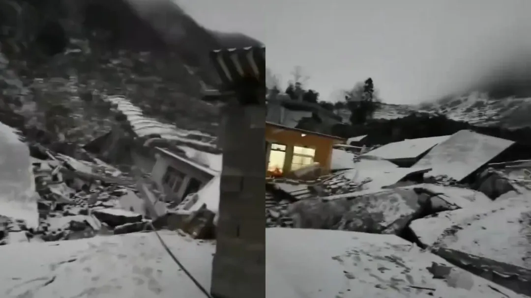 雲南發生山體滑坡意外, 現場多棟房屋被毀。（圖／翻攝百度）